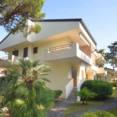 Appartamenti Dei Fiori Lignano Sabbiadoro Bagian luar foto